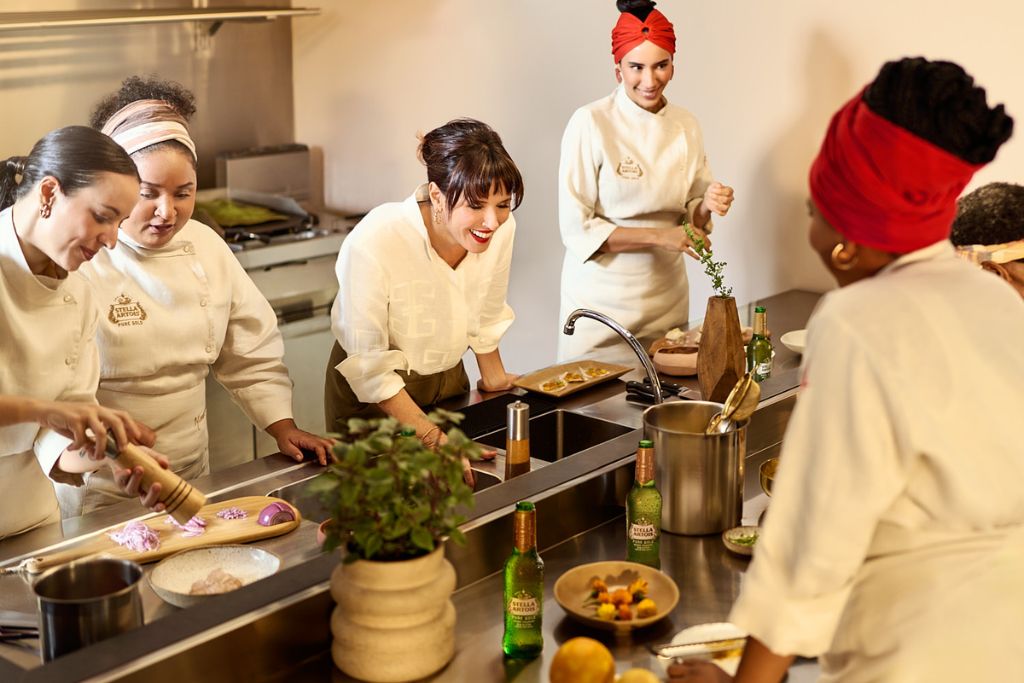 Stella Pure Gold e Gastromotiva lançam curso gratuito para mulheres